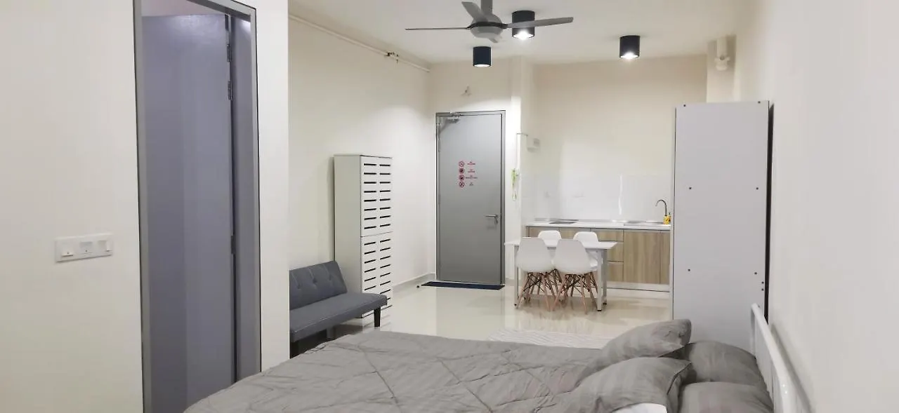 Az Klia Homestay Sepang Apartment